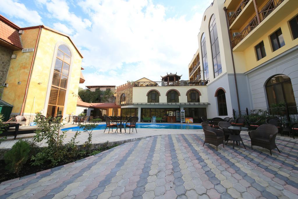 Borjomi Palace Health & Spa Center Exterior foto